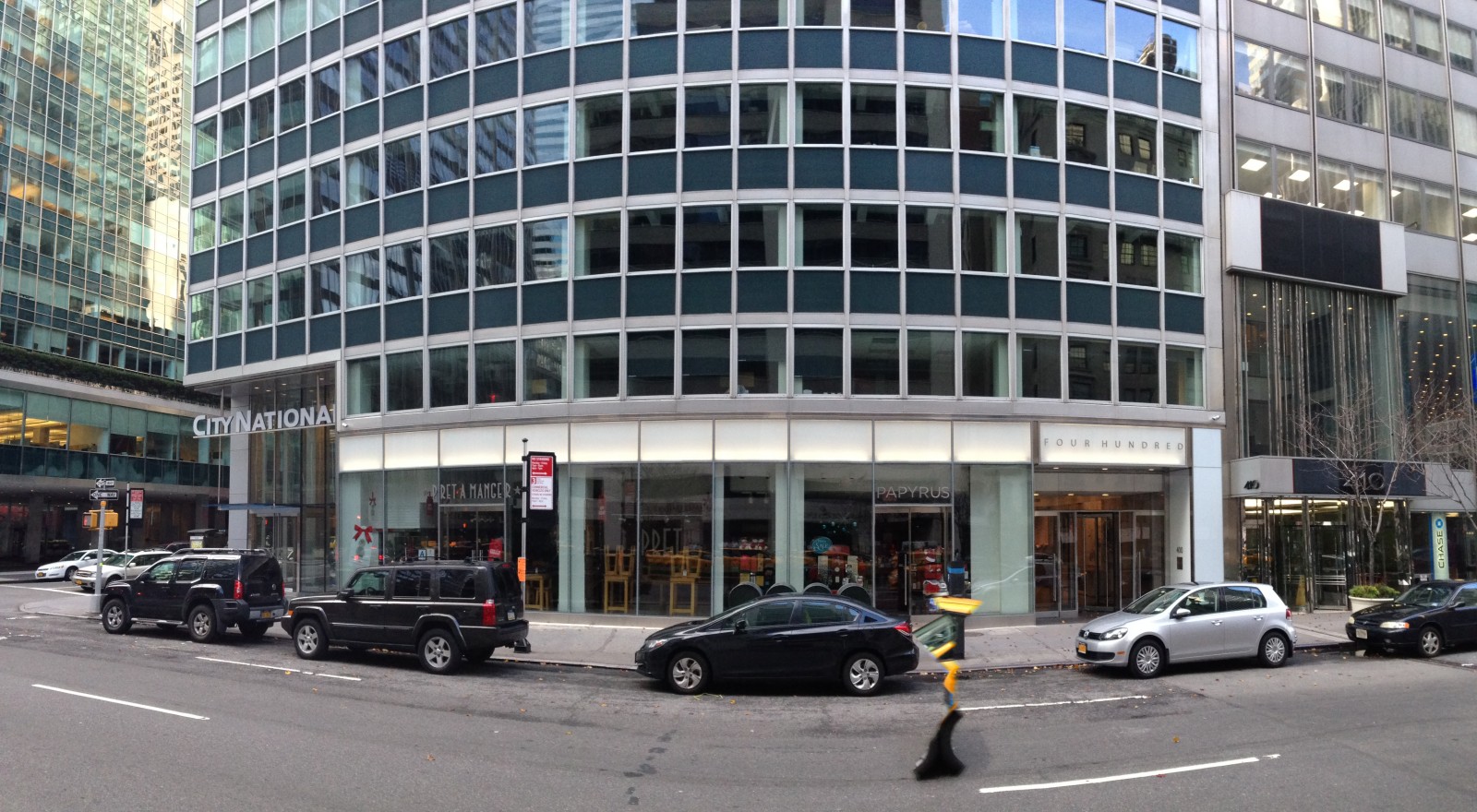 City National Bank 400 Park Ave New York, NY 10022 on 4URSPACE retail profile
