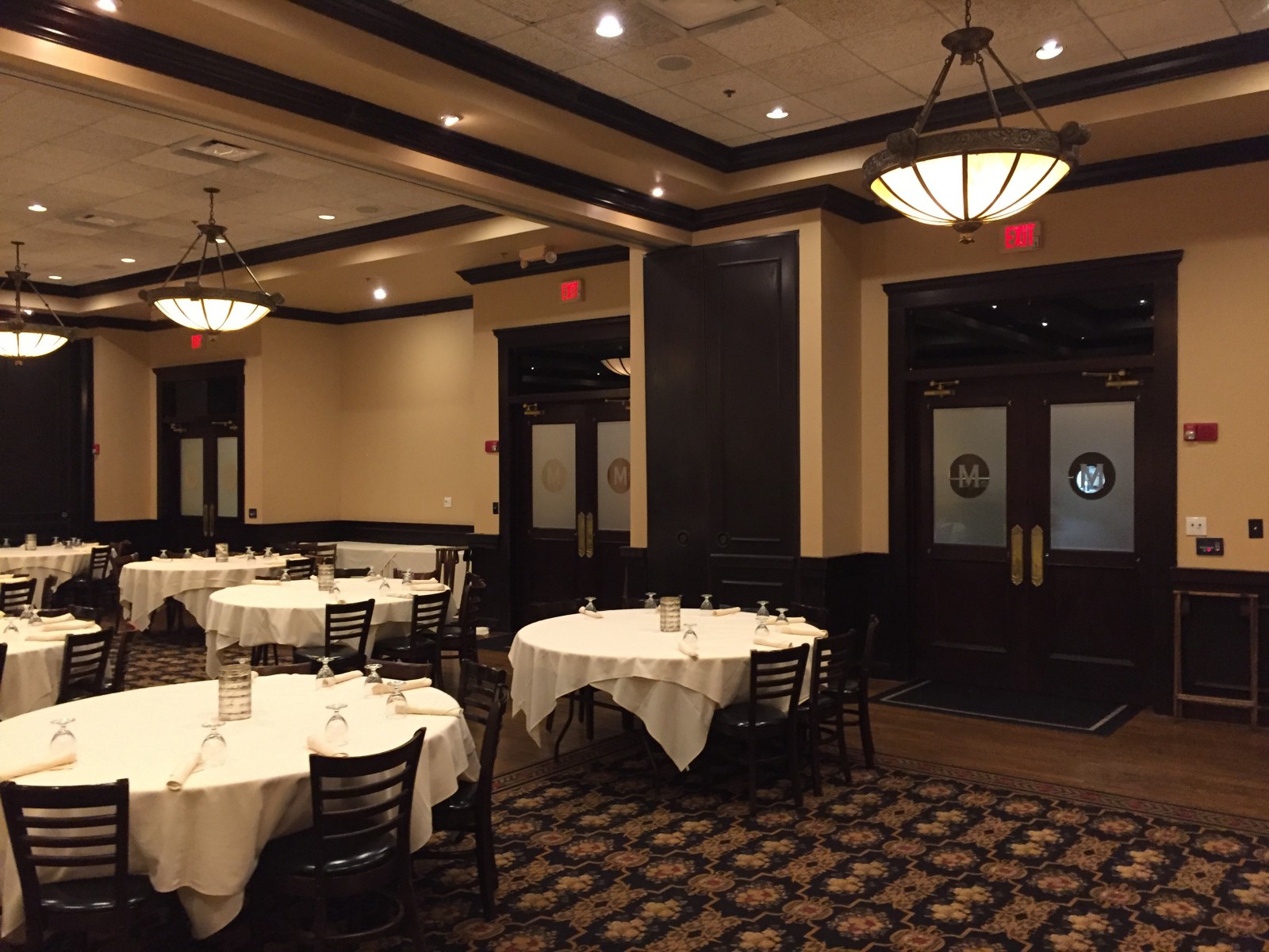 Maggiano's Little Italy 1000 Cumberland Mall Atlanta, GA 30339 on