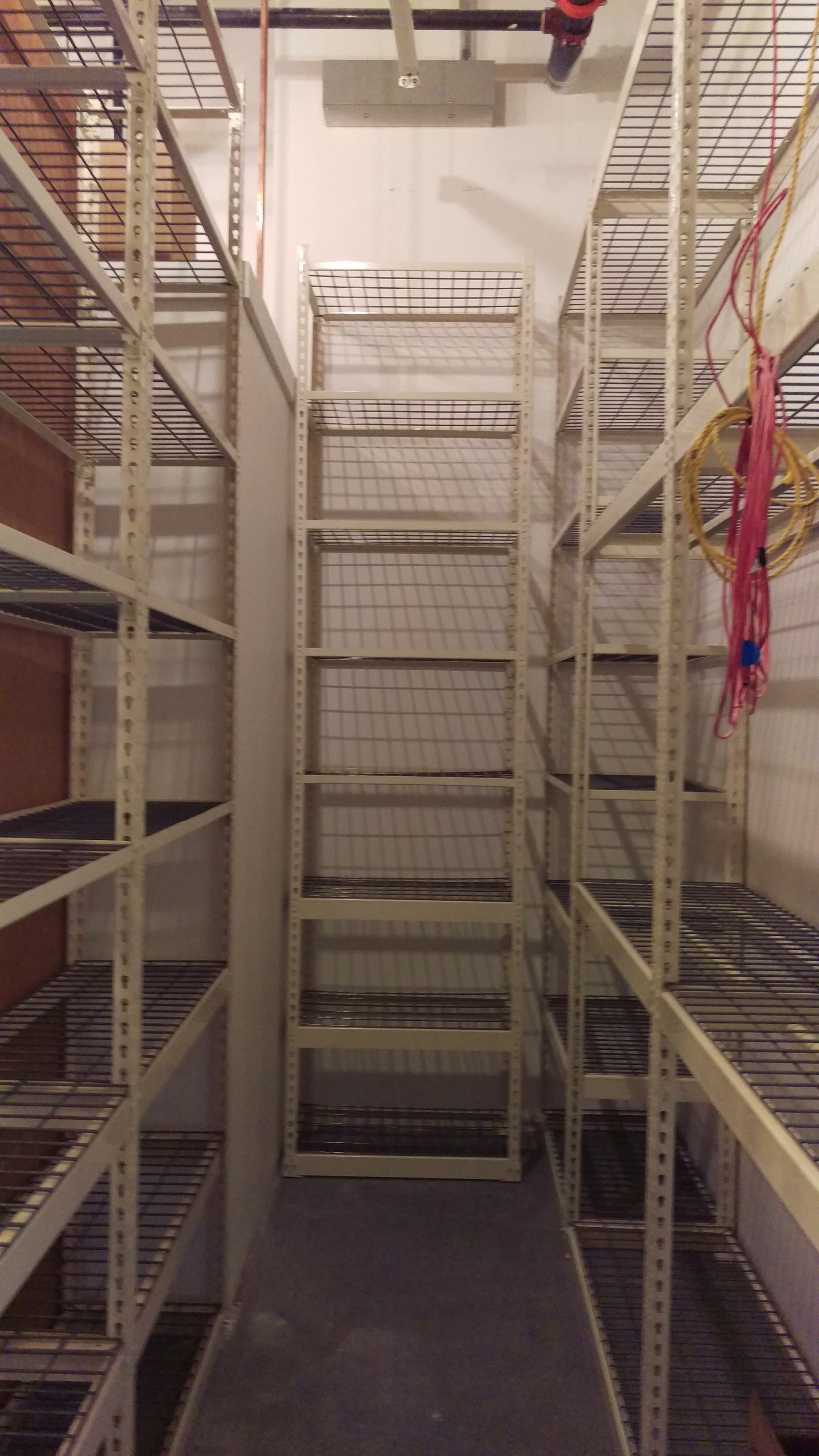 BoxLunch 1000 Palisades Center Drive West Nyack, NY 10994 on 4URSPACE