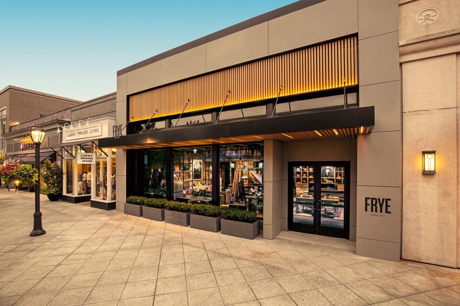 lucky brand university village