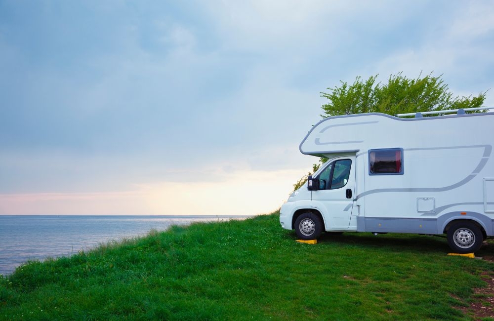 How to Safely Operate an Off-Grid 4WD Camper in Remote Areas