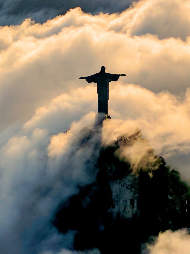 The Risen Jesus in the Clouds