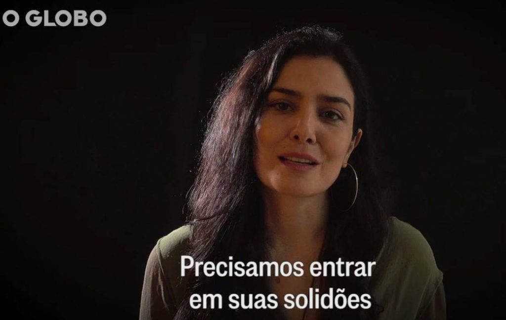 Baleia Azul, Letícia Sabatella