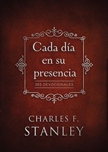 Descargar Cada día en su presencia: 365 Devocionales pdf, epub, ebook