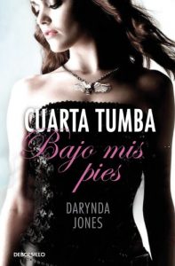 Descargar Cuarta tumba bajo mis pies (Charley Davidson 4) pdf, epub, ebook