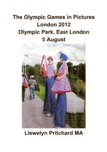 Descargar The Olympic Games in Pictures London 2012 Olympic Park, East London 5 August (Argazki Albumak Book 17) (Basque Edition) pdf, epub, ebook