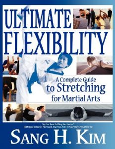 Descargar Ultimate Flexibility: A Complete Guide to Stretching for Martial Arts (English Edition) pdf, epub, ebook
