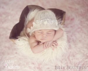 Download Mohair Bell Hat Knitting Pattern – 5 Sizes Included pdf, epub, ebook