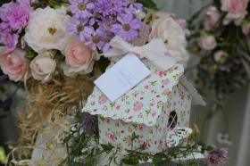 Wild Rose Bird Bell & Gift Box - Wild Bird