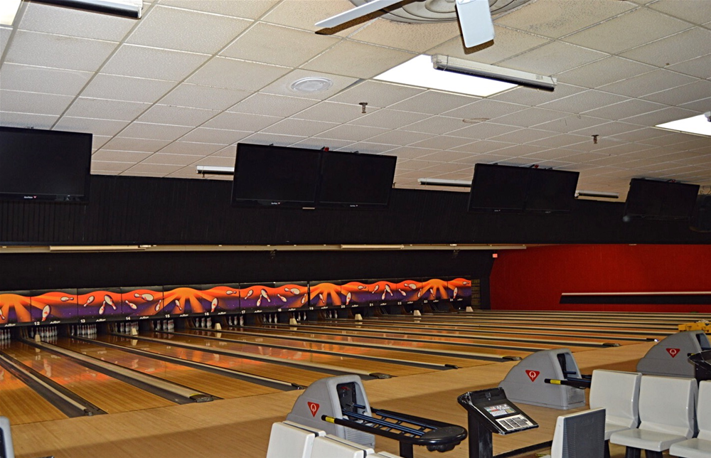 Auburn Lanes AMF