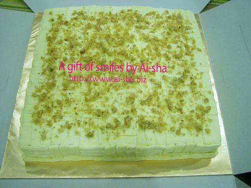 walnut carrot cake