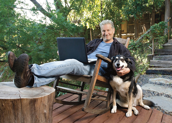 Pierpoint_eric_withdog_550x393