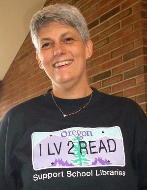 eva efron, Librarian and Advocate, Dies at 66