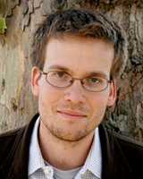 EH-john_green_author