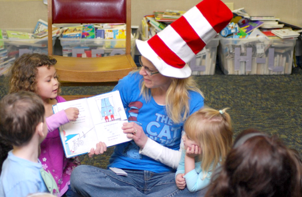 Mid-ContinentLibrary-reading