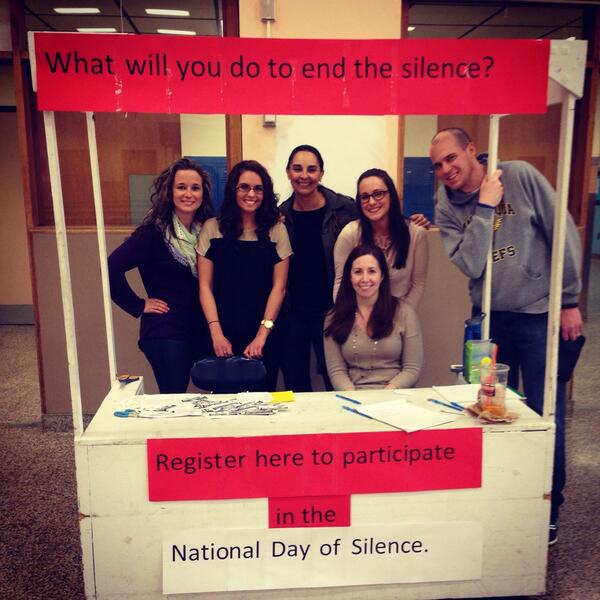 8,000 Schools to Join 'Day of Silence' on April 11, Protesting LGBTQ Student Harassment