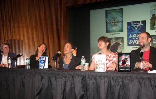 Video: Unreliable YA Narrators, Love 'em—Hate 'em|SLJ Day of Dialog 2014