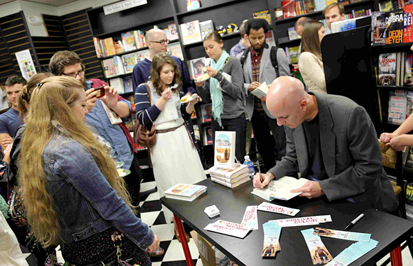 Launch Party-Bellin signing