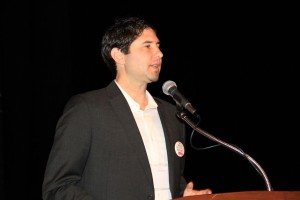 Bank Street_de la Penya