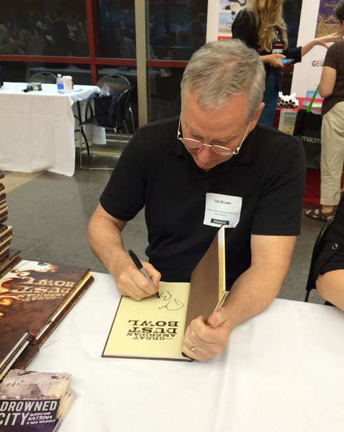 Brown-Don_DOD15-signing