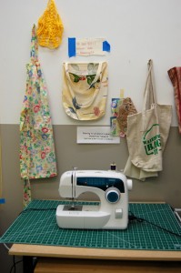 Hatch_Sewing-machine_ret