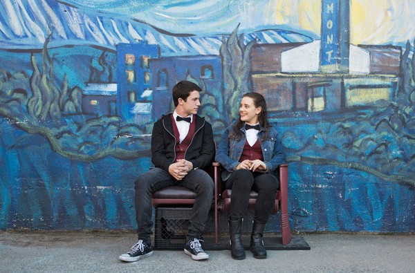 Dylan Minnette and Katherine Langford in 13 Reasons Why (Photos: Netflix)