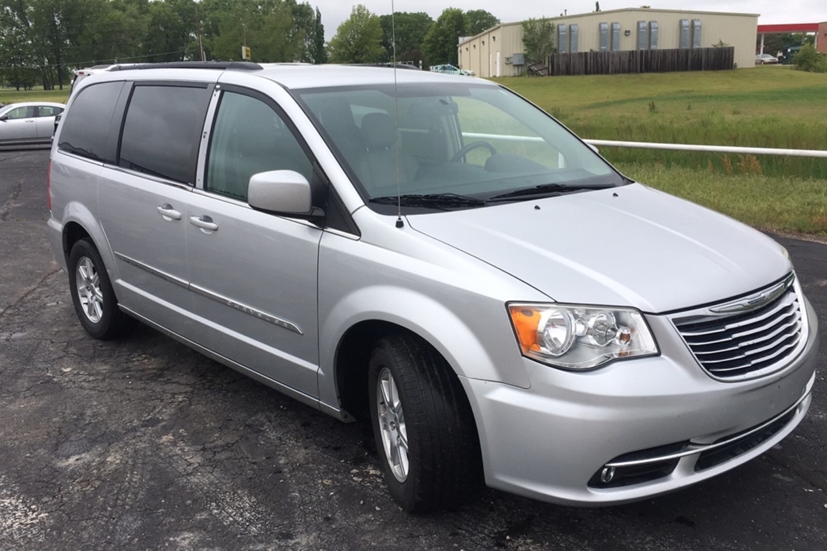 2012 Chrysler Town & country Touring L – Auto U.S. Direct