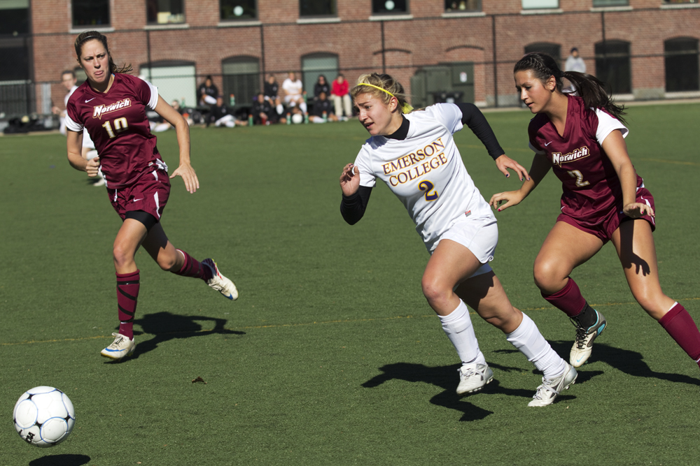 Womenssoccer_ally3