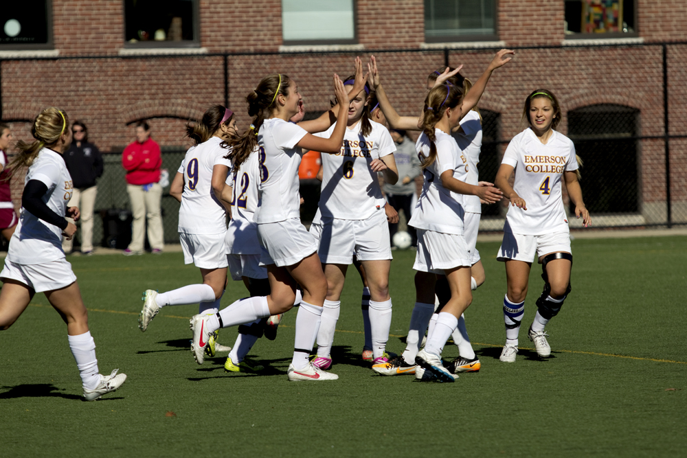 Womenssoccer_ally4