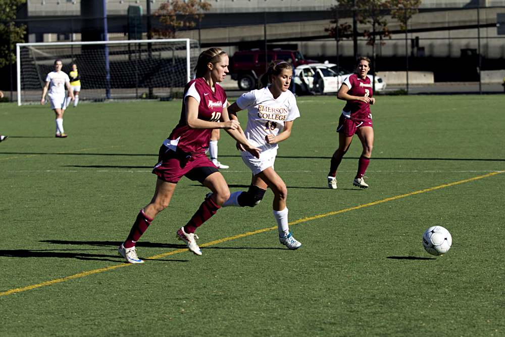 Womenssoccer_ally5
