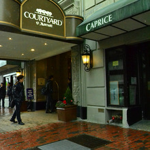 Thumb_220_marriot_tharp