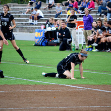 Thumb_220_tharp_womenssoccer