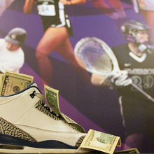 Thumb_220_opinionshoemoney