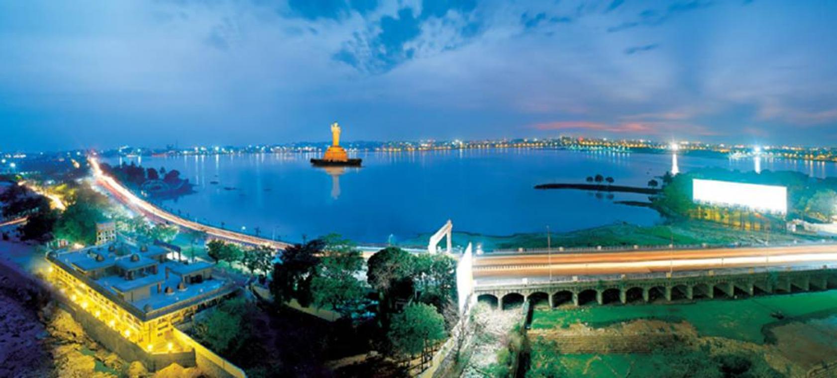 <p><b>Holiday Description</b><br> 8Nights/9days Andhra Pradesh. The tour package will cover Vizag-3N, Covering Araku, Hyderabad-3N, Ramoji Film City. Visit Andhra Pradesh 8Nights/9days includes food. This visit including Sightseeing, hotel in all places....