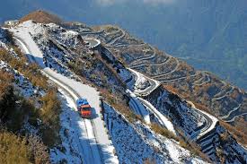 <p><b>Holiday Description</b><br> 5Nights/6days Darjeeling and Gangtok. The tour package will cover Darjeeling-2N and Gangtok-2N .Visit Darjeeling 5Nights/6days includes food. This visit including Sightseeing, hotel in all place...