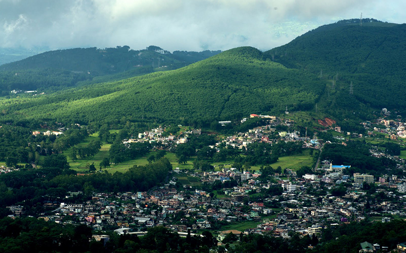 <p><b>Holiday Description</b><br> 9Nights/10days Meghalaya. The tour package will cover Guwahati-2N, Shillong-4N and Kaziranga-1N. Visit Meghalaya 9Nights/10days includes food. This visit including Sightseeing, hotel in all place...
