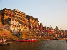 <p><b>Holiday Description</b><br> 13Nights/14days North India. The tour package will cover Agra-2N, Mathura-1N, Delhi-2N, Haridwar-3N and Varanasi-2N.Visit North India 13Nights/14days includes food. This visit including Sightseeing, hotel in all place...