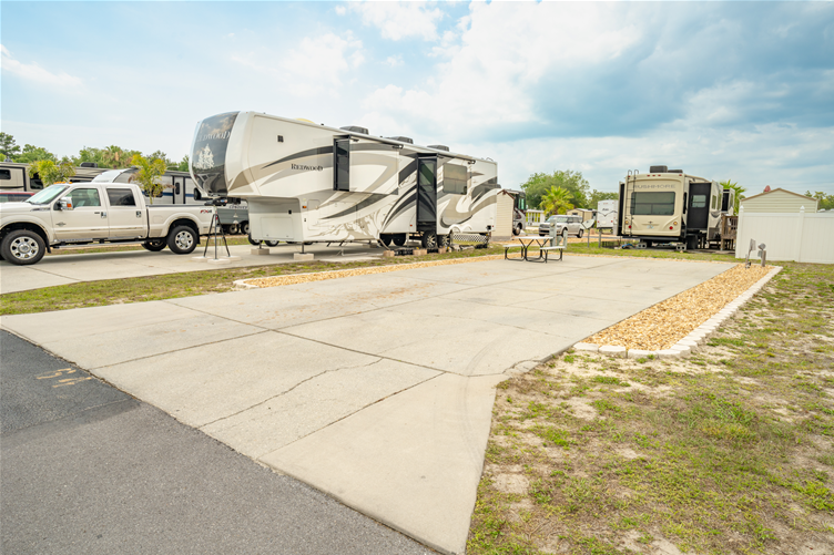 Full Hookuup RV Sites