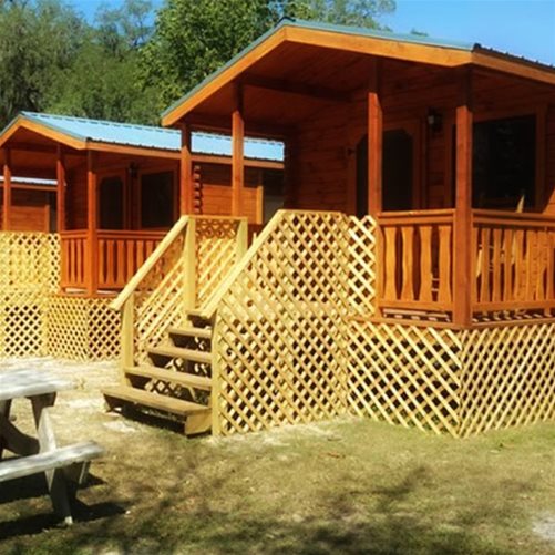 Ellie Ray's RV Resort & Lounge