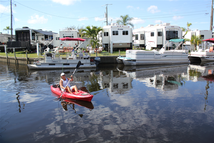 SunNFun Mobile Home Village & RV Park