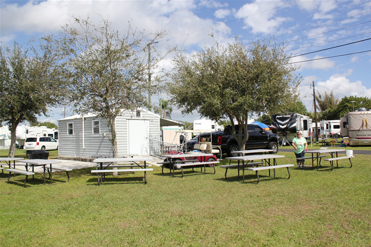 SunNFun Mobile Home Village & RV Park