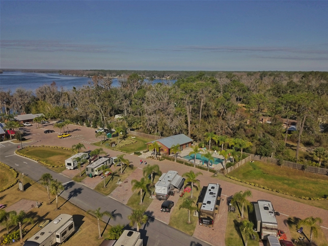 Renegades On The River