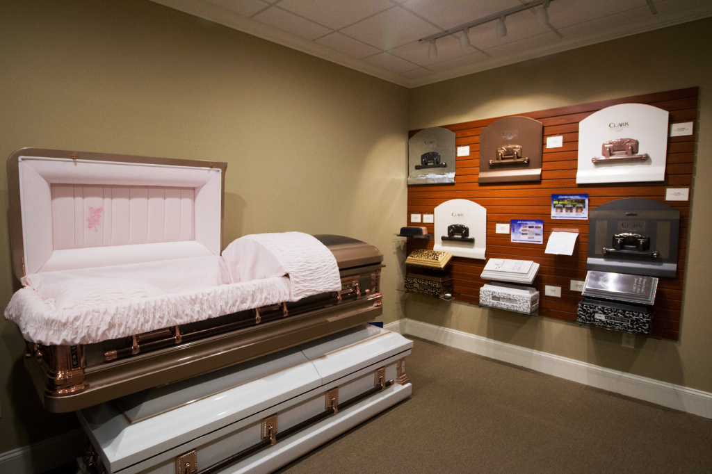 Funeral home Lawrenceville Ga 7709622200 Crematory