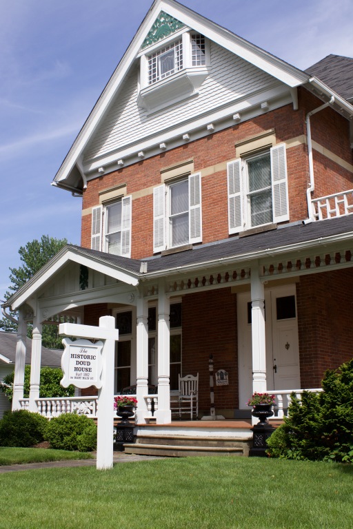 Norwalk Eastman Funeral Home New London OH funeral home and cremation