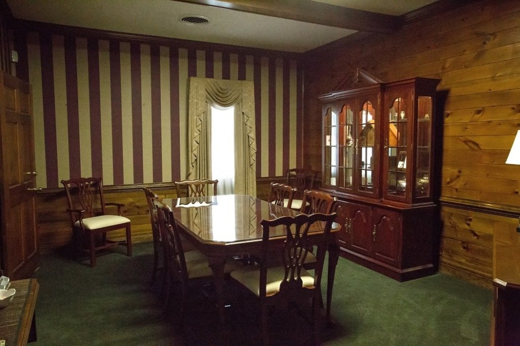 Crater Road Chapel E. Alvin Small Funeral Homes & Crematory