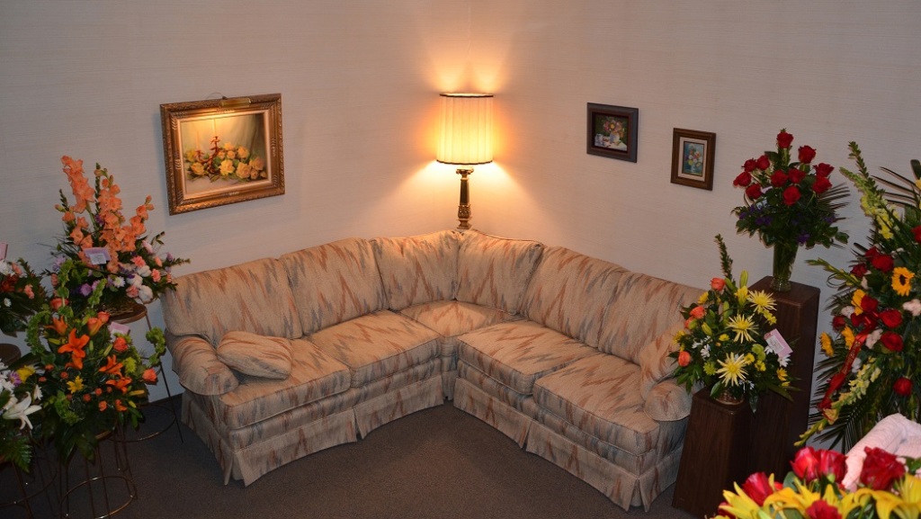 Directions Englunds Funeral Service & Chapel Slaton TX funeral home