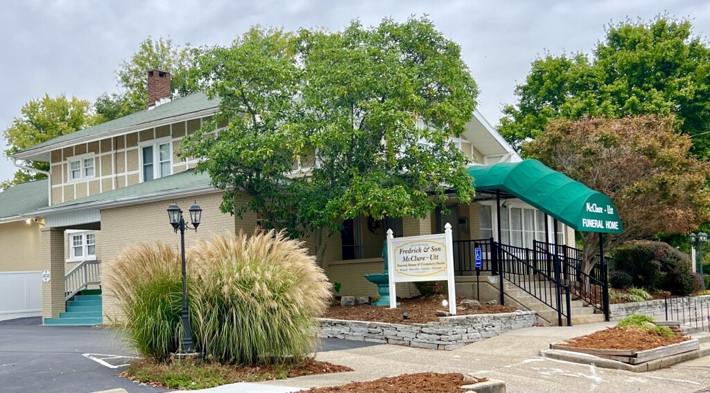 Bicknell Chapel Fredrick & Son McClureUtt Vincennes, IN Funeral Home