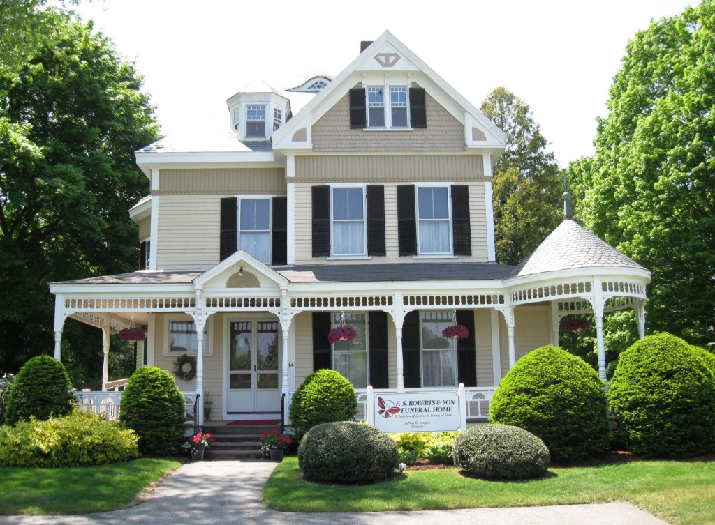 Virtual Tour of our Facilities F.S. Roberts & Son Funeral Home