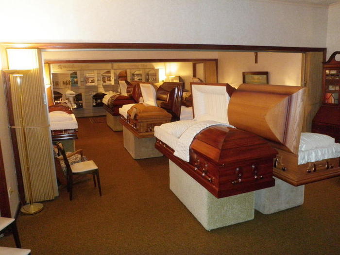 Local Funeral Homes & Cremation Services, East Syracuse NY at Gang