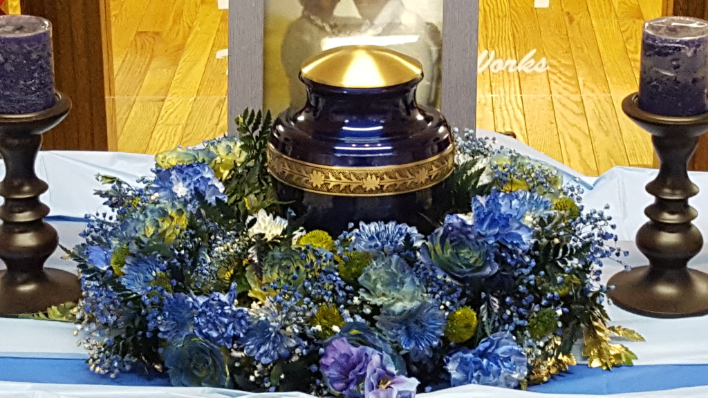 Floral Designs Harris and Mason Funeral Service Chicago IL funeral home and cremation